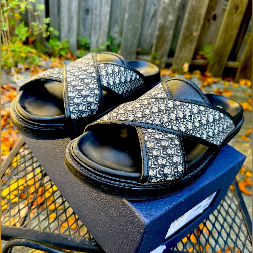 Dior oblique sandals in navy